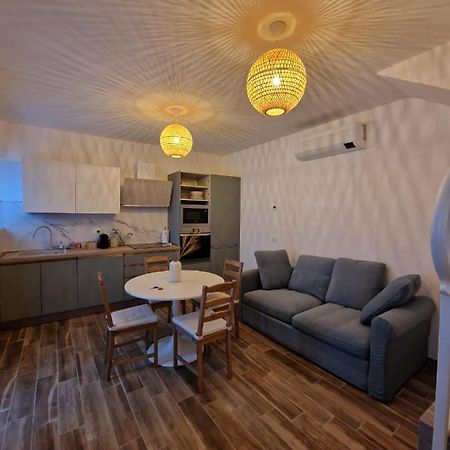 Casina Elena - Viareggio Centro Villa ภายนอก รูปภาพ